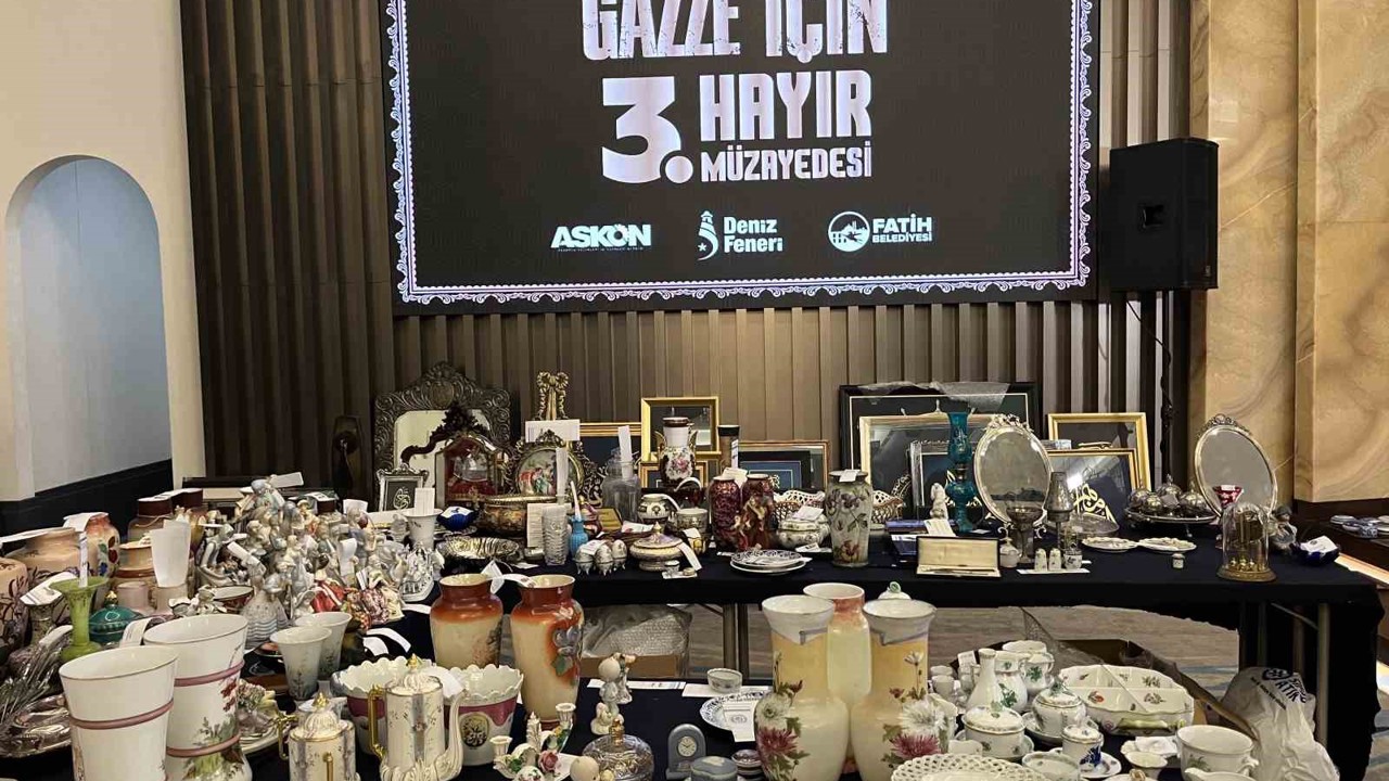 Fatih’te yapılan müzayedenin geliri Gazze’ye gidecek
