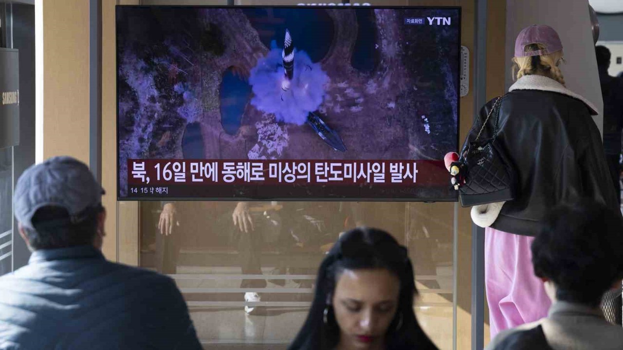 Kuzey Kore, Japon Denizi istikametine balistik füze fırlattı
