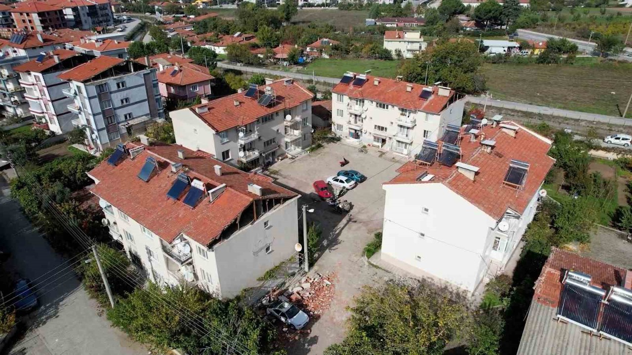 Sındırgı’da vatandaşlar depremi anlattı
