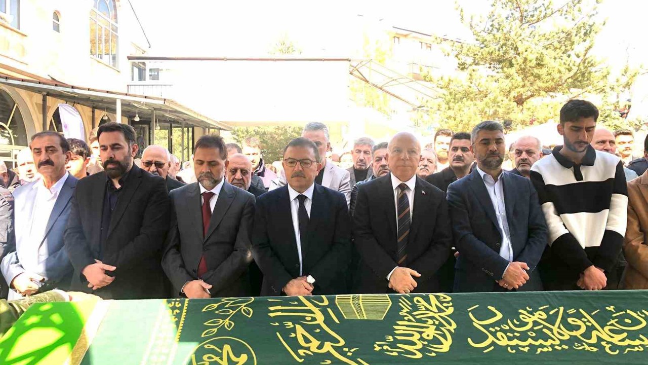 Tacettin Karaca, son yolculuğuna uğurlandı
