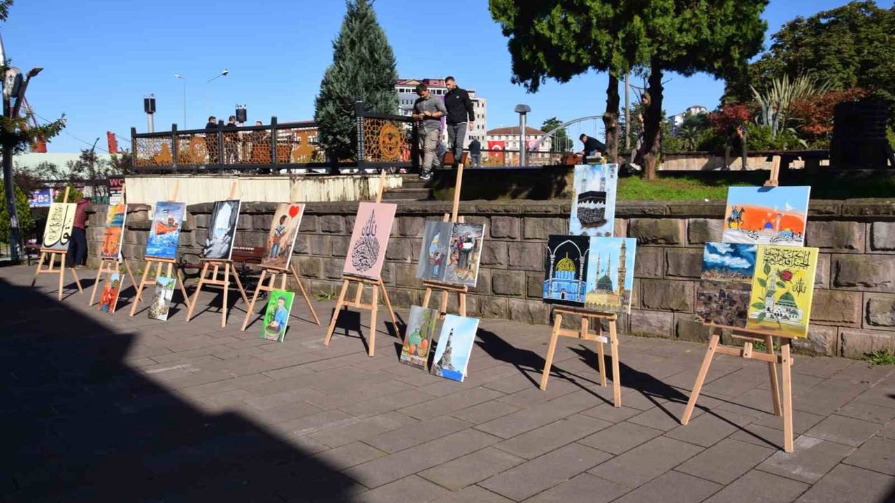 "Genç Eller Camide Renkler" sergisi açıldı
