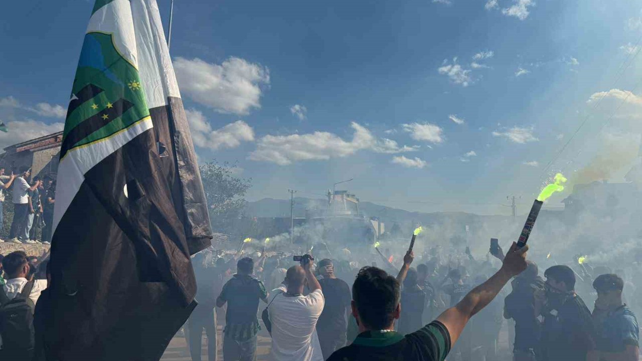 Kocaelispor’dan kombinelilere kazan-kazan çağrısı: "Gelmeyecekseniz bu maç biletinizi kulübe devredin"
