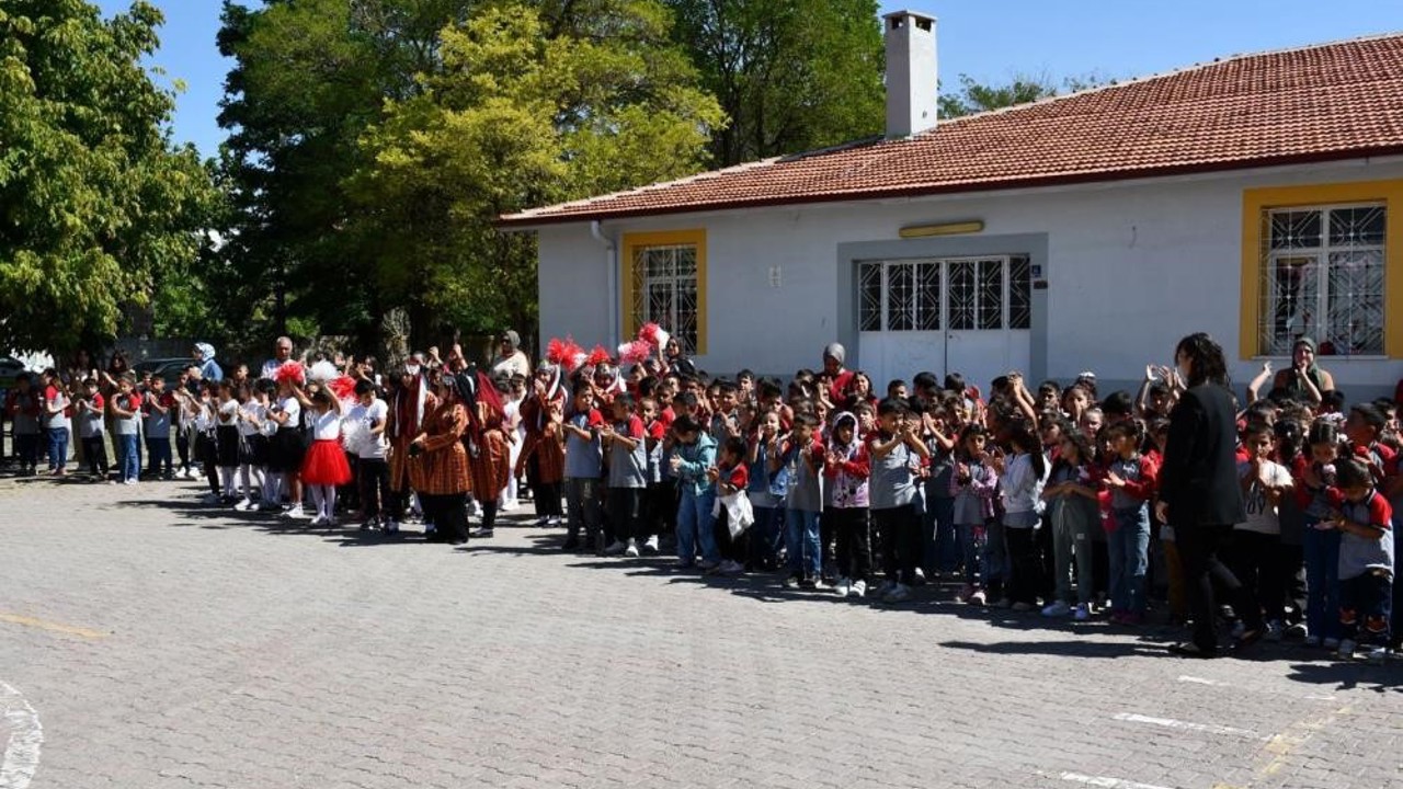 Kayseri’de 315 bin 44 öğrenci ara tatile girdi
