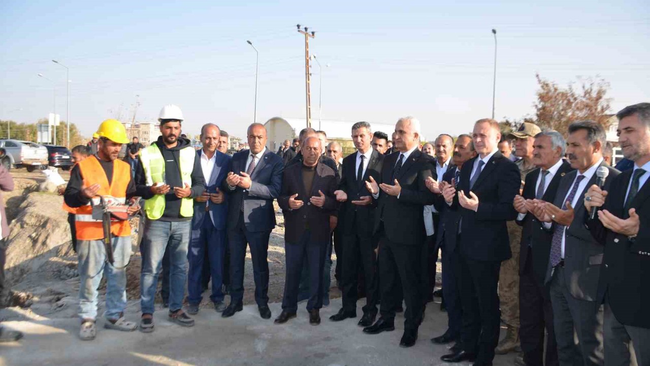 Bulanık’ta 100 yataklı öğretmenevinin temeli atıldı
