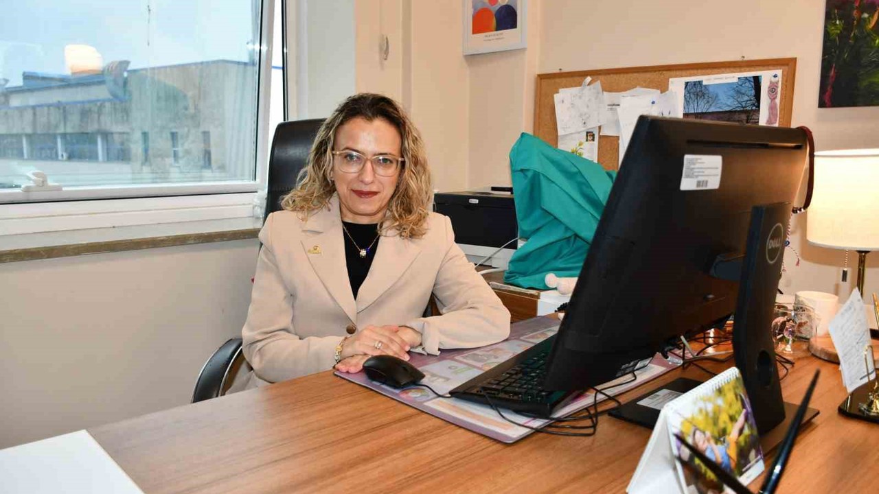 Doç. Dr. Çakmak "Her bir kan bağışı, bir çocuğa yeniden hayat verme gücüne sahiptir"
