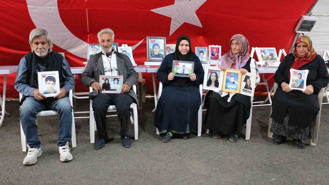 Diyarbakır annelerinin evlat nöbeti 7 yıldır kararlılıkla devam ediyor
