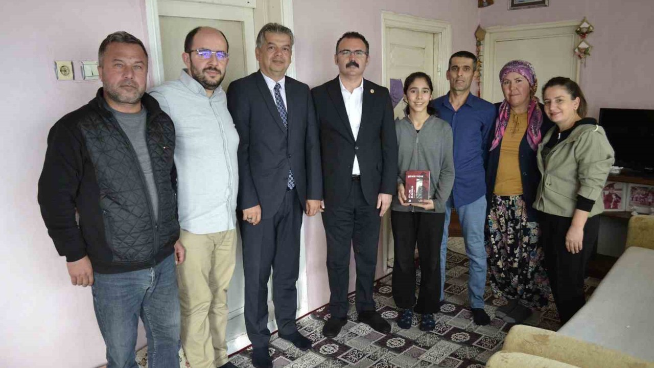Kaymakam Ateş, öğrencilerin misafiri oldu
