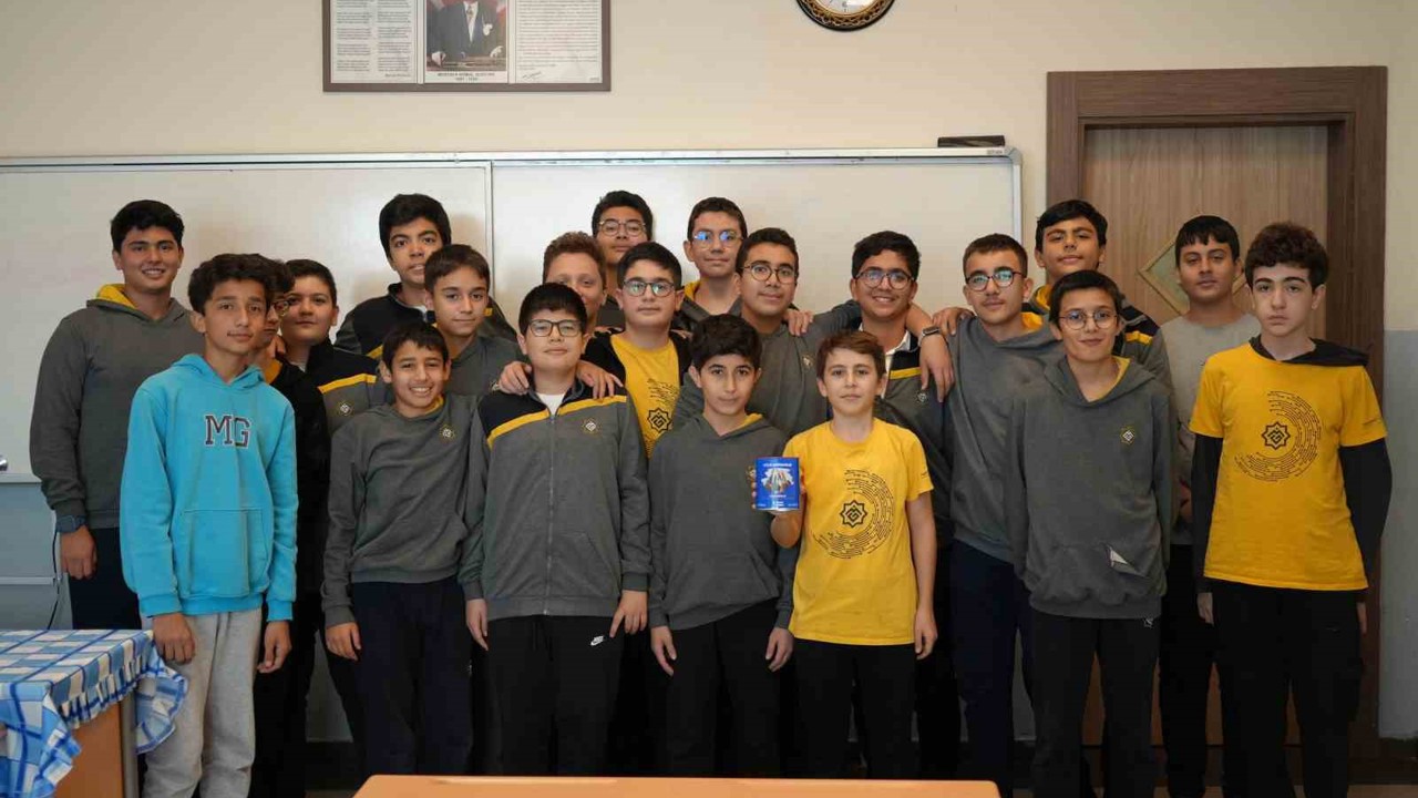 Öğrencilerden Gazze’ye anlamlı destek: Harçlıklarını bağışladılar
