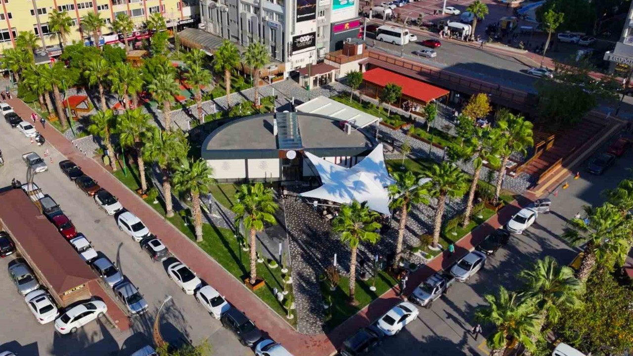 ALBEST Meydan Kafe, bir ayda 37 bin ziyaretçi ağırladı
