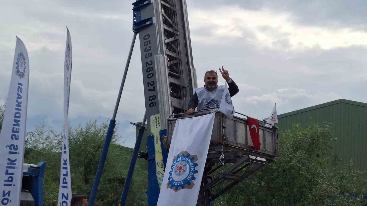 Öz İplik-İş Sendikası eylemlerine Karesi Tekstil’den engelleme
