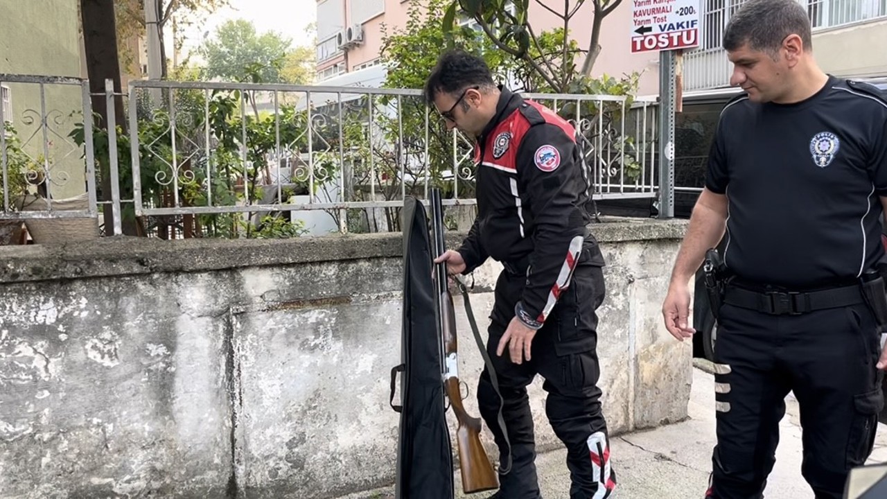 Bursa’da ’huzur’ uygulamasında bir şüpheliden av tüfeği çıktı
