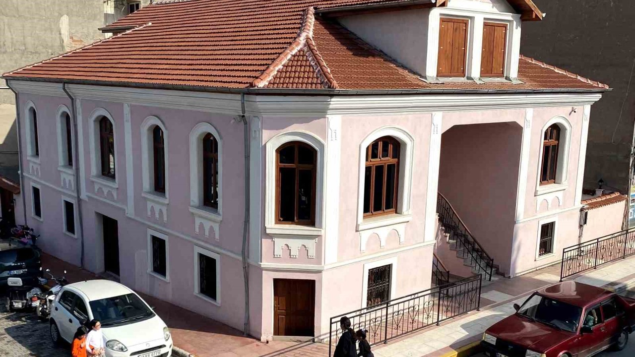 Milli mücadele ruhu tarihi evde yaşatılacak
