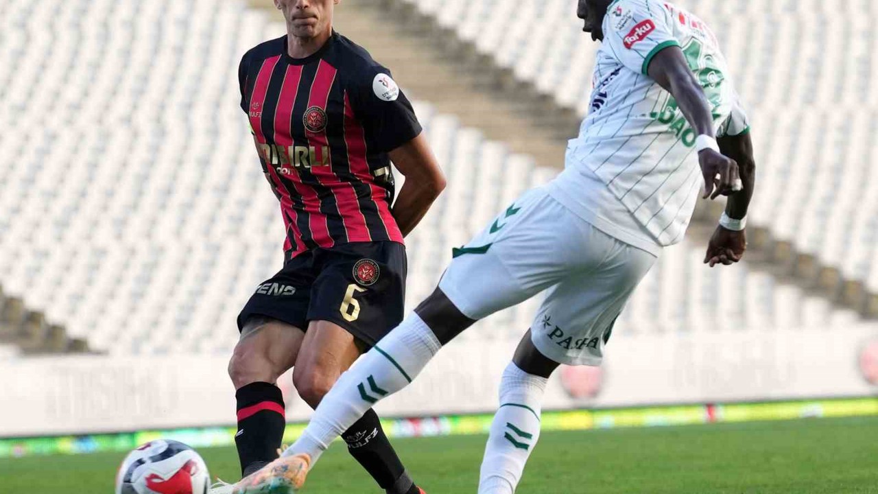 Trendyol Süper Lig: Fatih Karagümrük: 2 - Konyaspor: 0 (Maç Sonucu)
