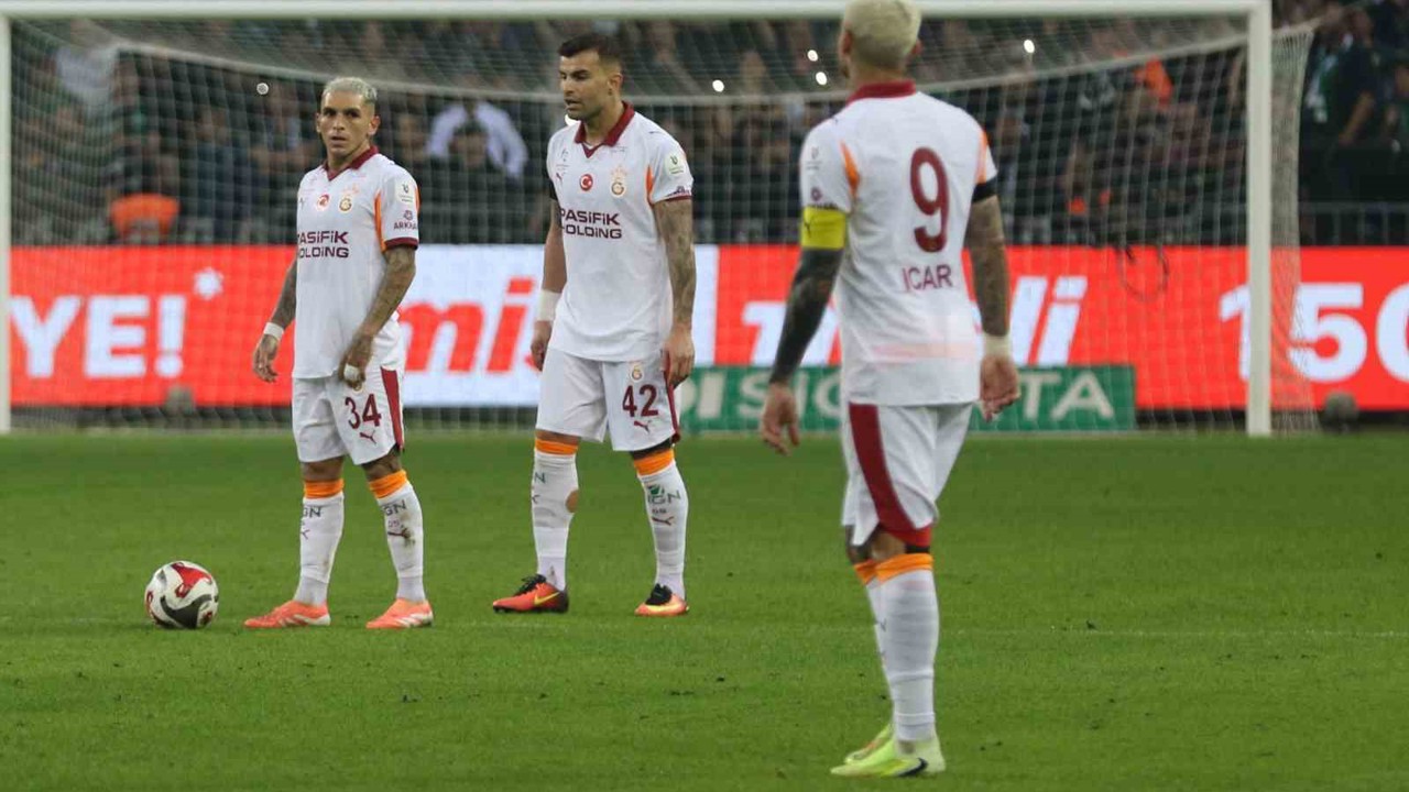 Galatasaray, Süper Lig’de 19 maç sonra mağlup oldu
