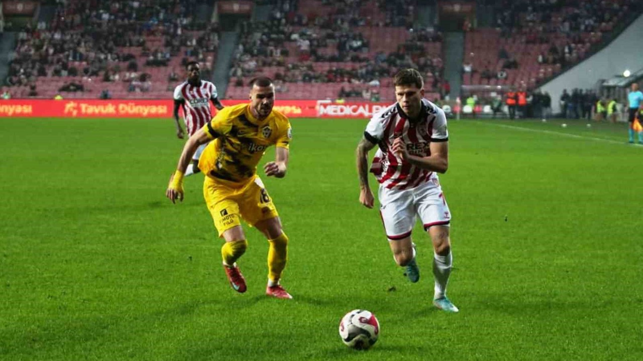 Trendyol Süper Lig: Samsunspor: 0 - Eyüpspor: 0 (Maç devam ediyor)
