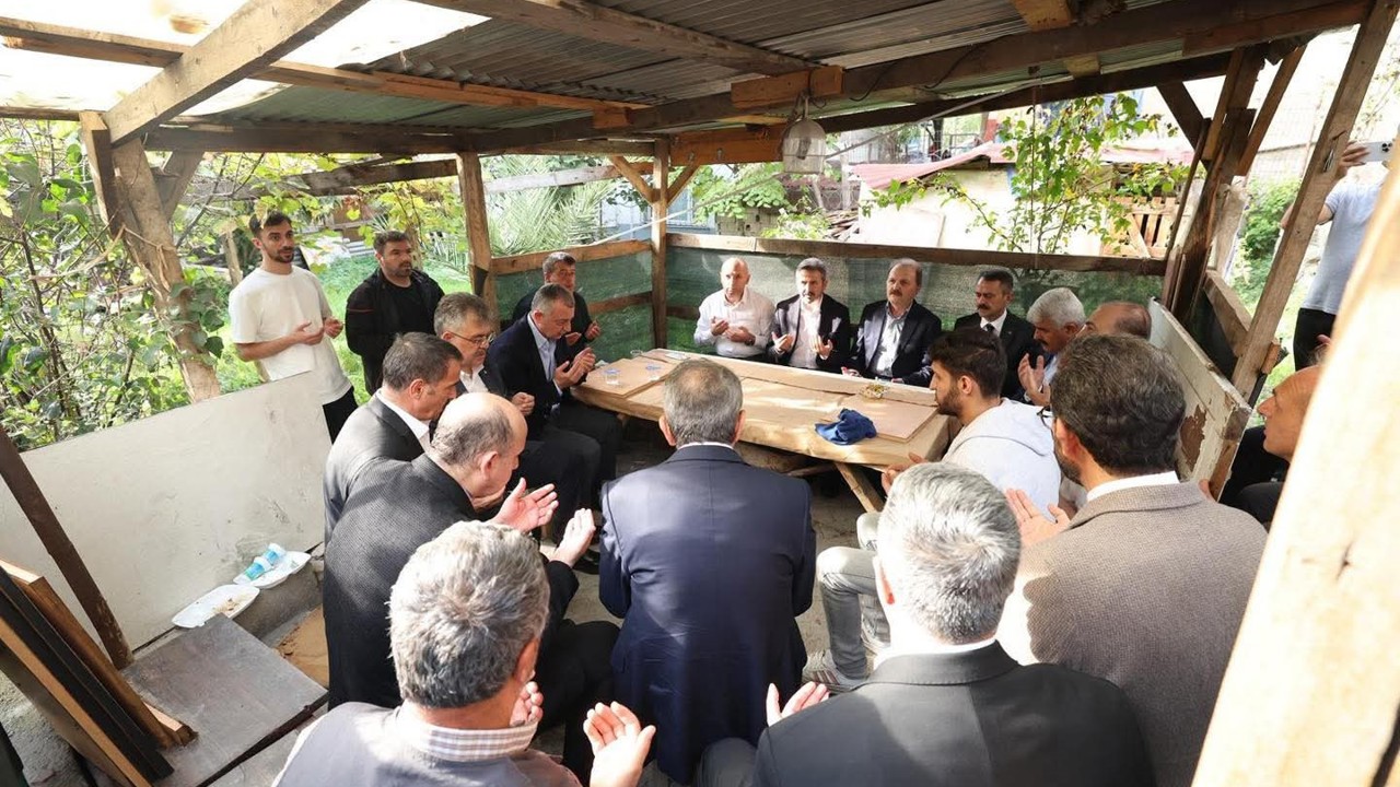 Başkan Büyükakın’dan acılı ailelere taziye ziyareti: "Bu acı hepimizin"

