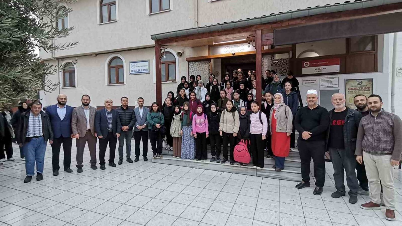 Salihli’de "Vakti Kuşanmak" programı gerçekleştirildi
