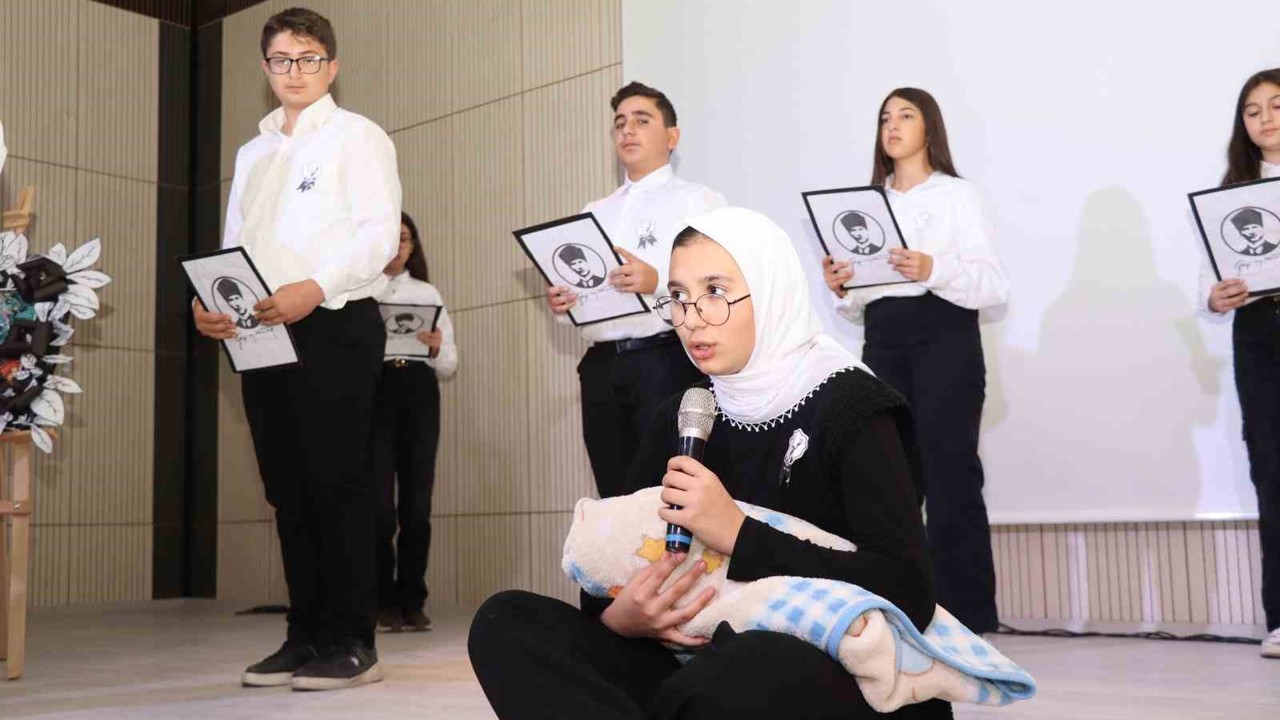 Gazi  Mustafa Kemal Atatürk Oltu’da anıldı
