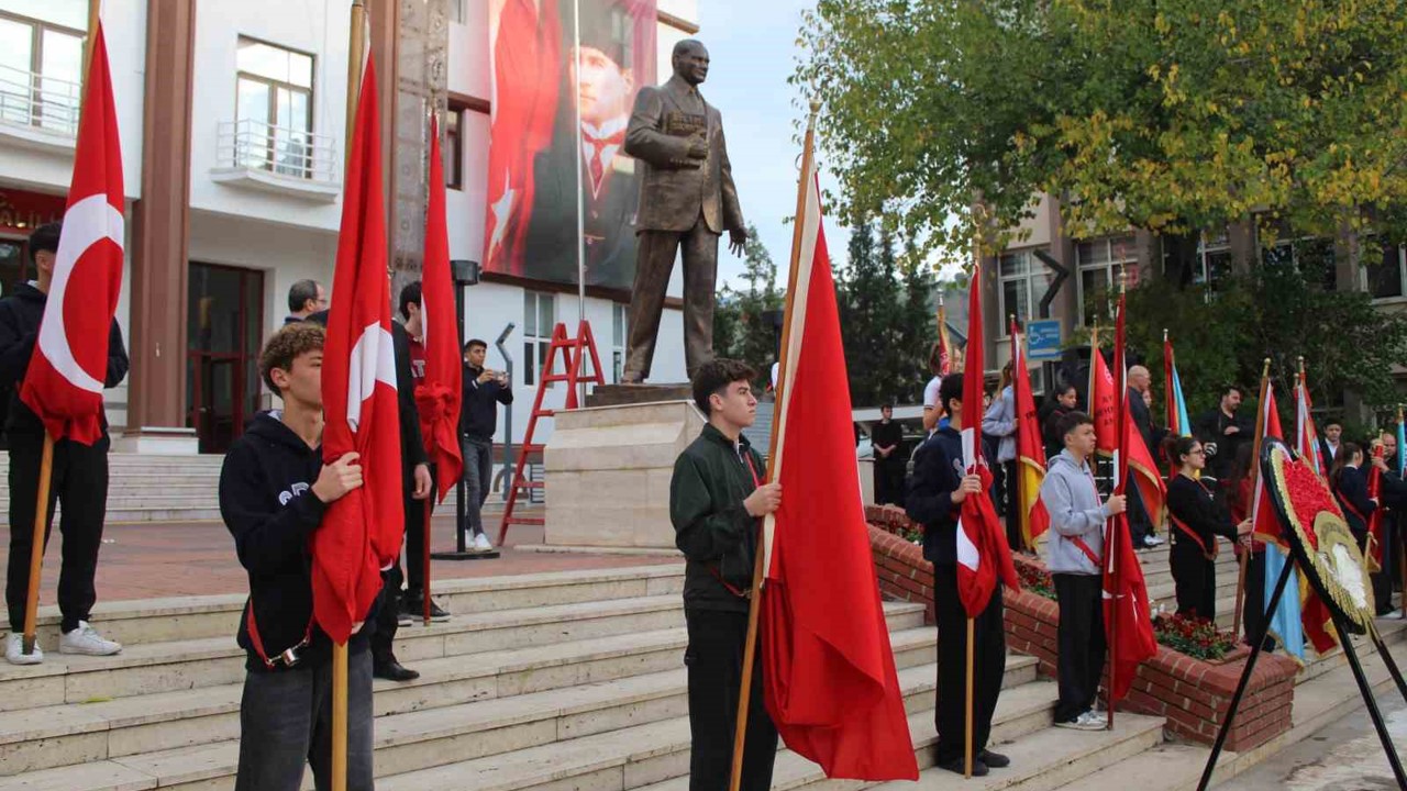 Aydın’da 10 Kasım Atatürk’ü Anma törenleri gerçekleşti
