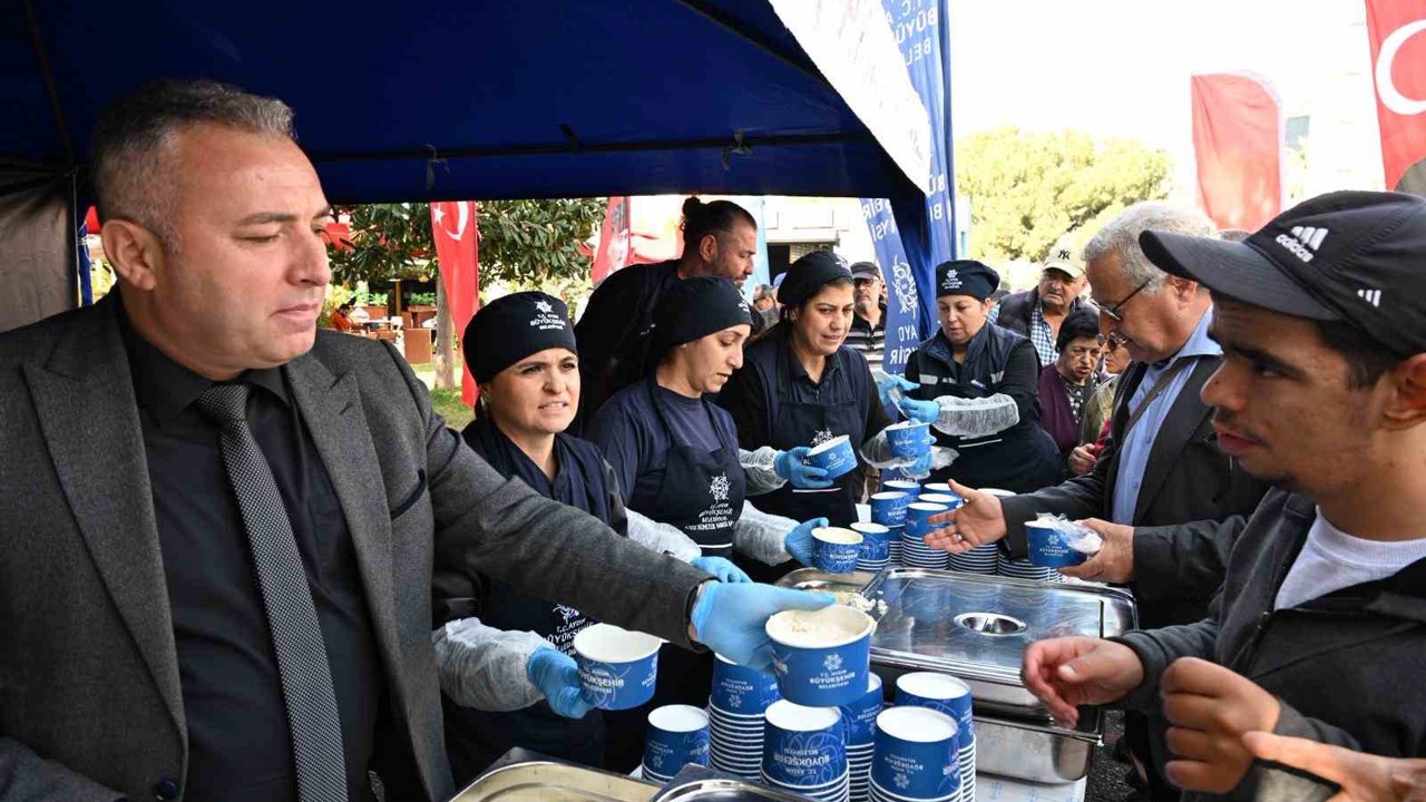 Aydın Büyükşehir, Atatürk için hayır gerçekleştirdi
