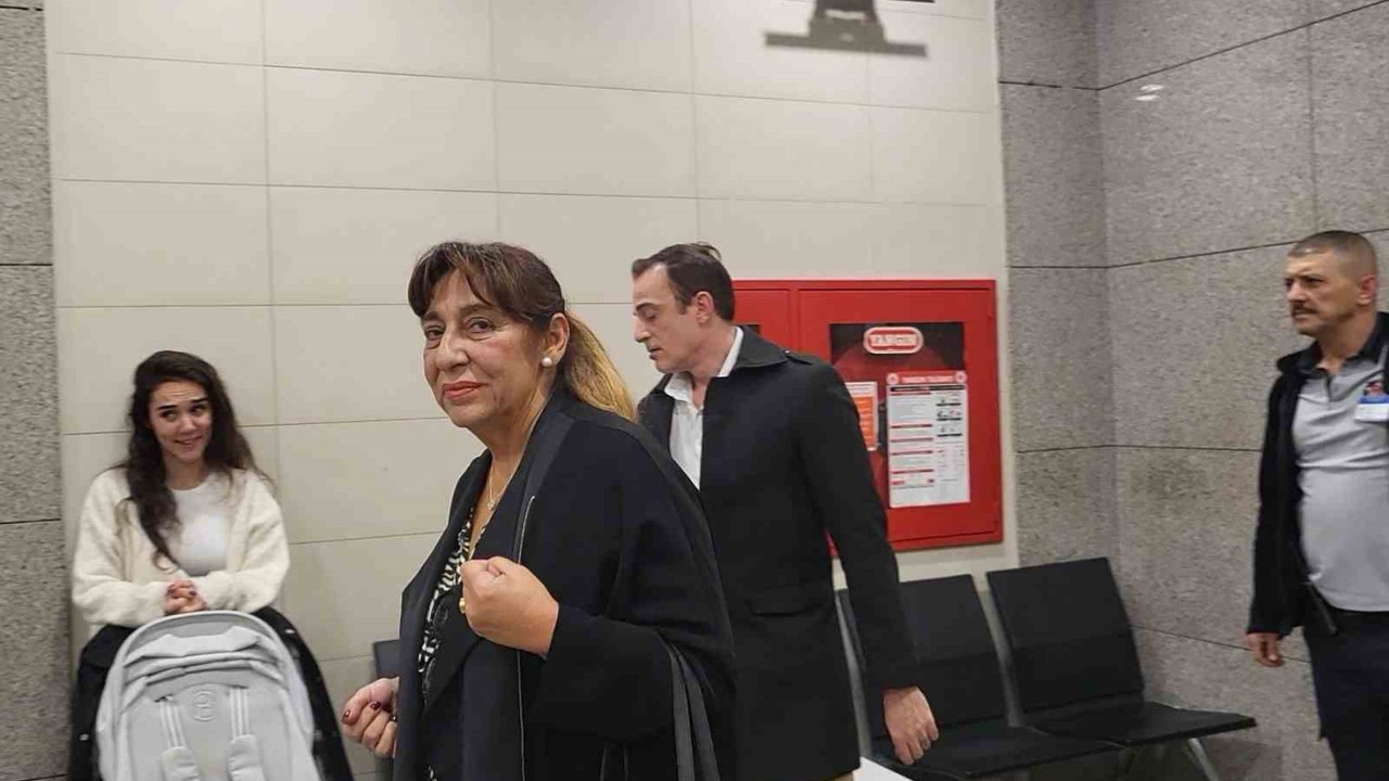 Melek Baykal, Jess Molho’nun boşanma davasında tanık olarak dinlendi
