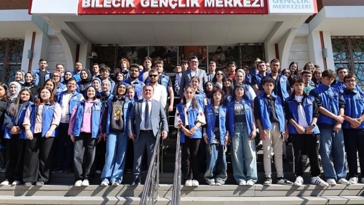 Bilecik’te "Gençler Bakanlığında" projesi kapsamında 90 öğrenci Ankara’ya uğurlandı
