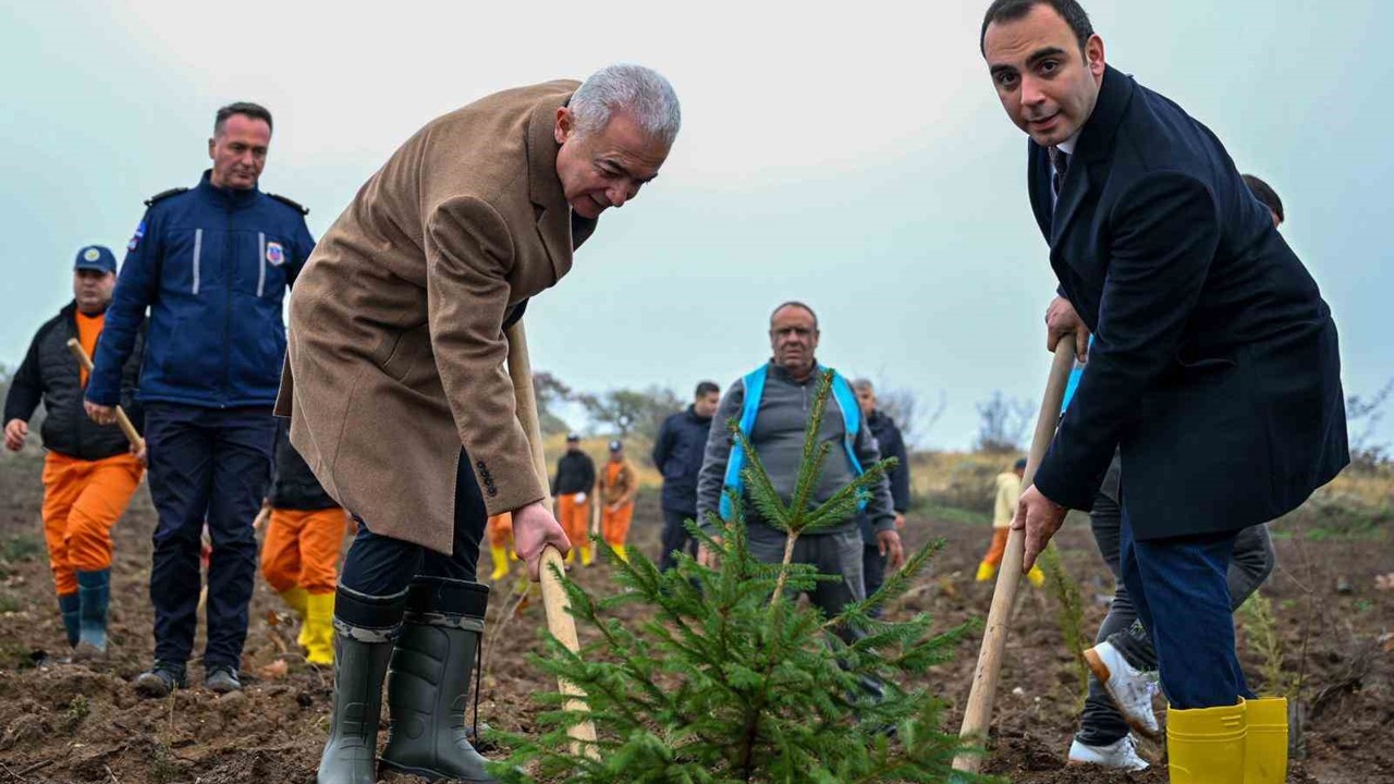 Milli Ağaçlandırma Günü’nde Kırklareli’nde fidanlar toprakla buluştu

