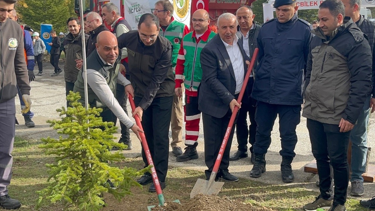 Tunçbilek’te Milli Ağaçlandırma seferberliğine katkı
