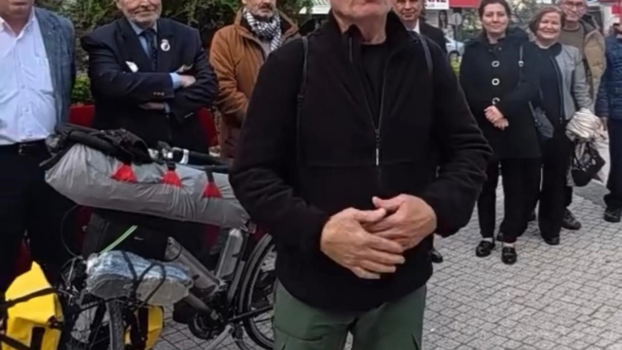 Susurluklu Fahrettin Şener, bisikletle umre yolculuğuna çıktı
