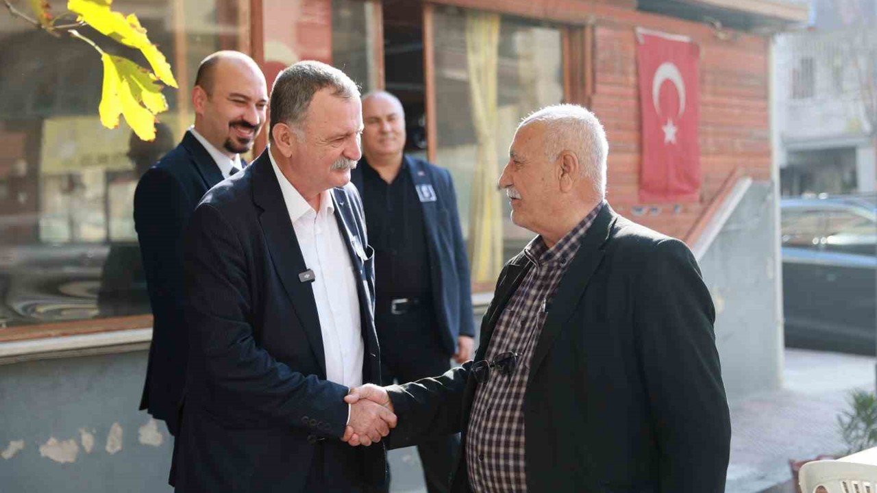 Başkan Balaban Yenimahalle’de esnafı dinledi
