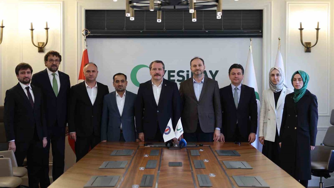 Memur-Sen ile Yeşilay arasında bağımlılıkla mücadele protokolü imzalandı: "Kapasitemizi birleştireceğiz"
