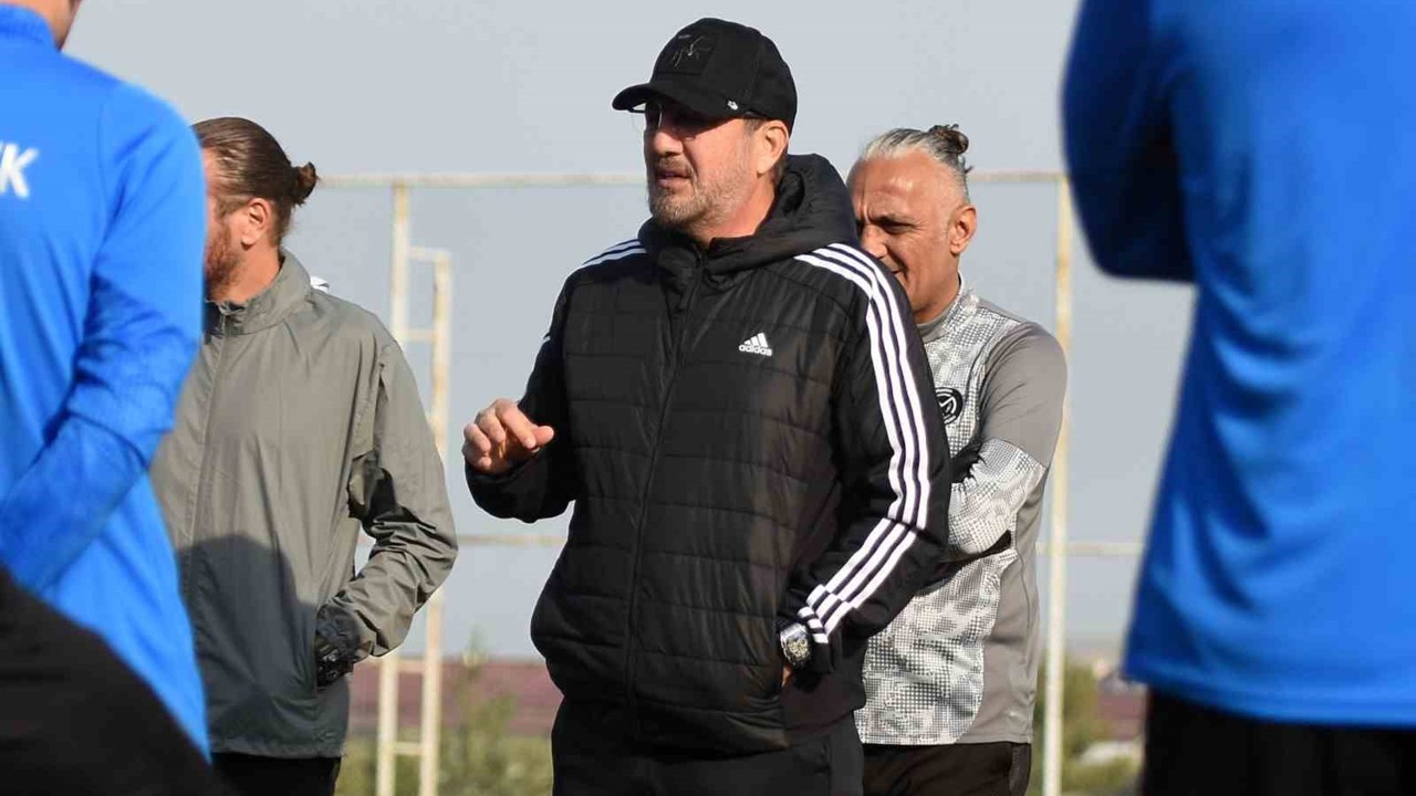 Manisa FK’da Taner Taşkın dönemi sona erdi
