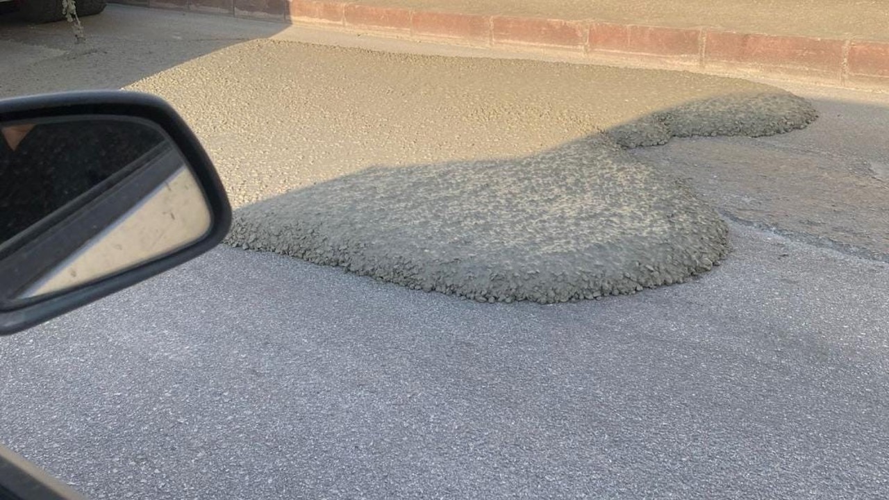 Elazığ’da yola beton döken miksere 668 bin lira ceza kesildi
