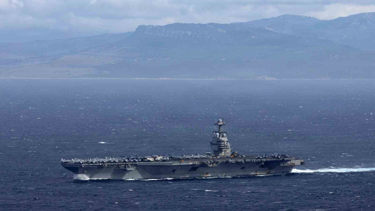 ABD uçak gemisi saldırı grubu Karayipler’e ulaştı
