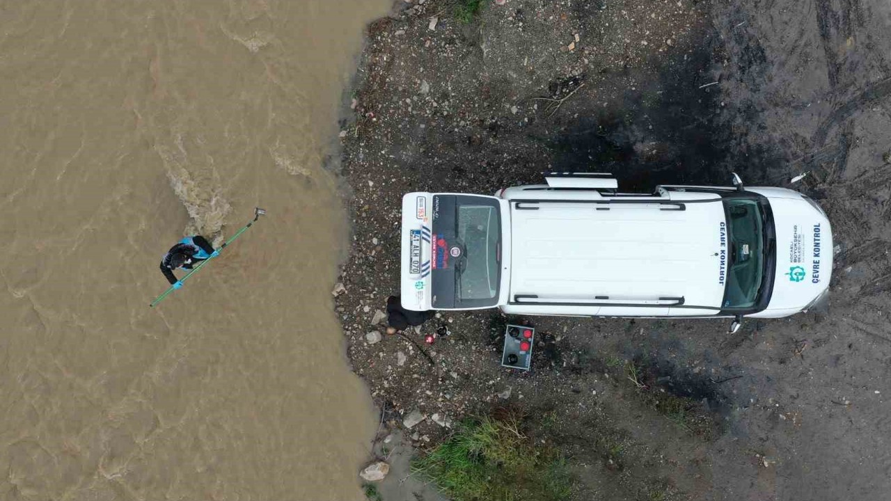 İzmit Körfezi’ne dökülen 12 dere sürekli denetleniyor
