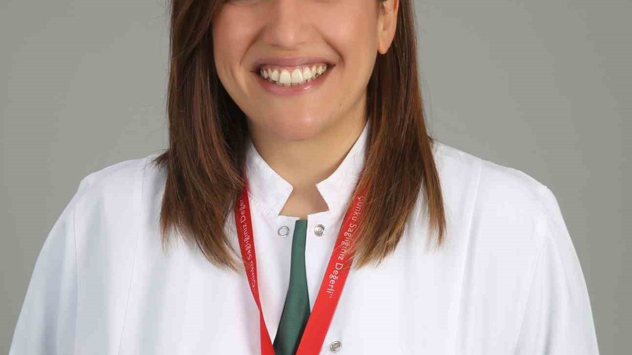 Uzm. Dr. Özden Yener Çakmak: "Kronik baş ağrısından sinir blokajı tedavisiyle tamamen kurtulabilirsiniz"
