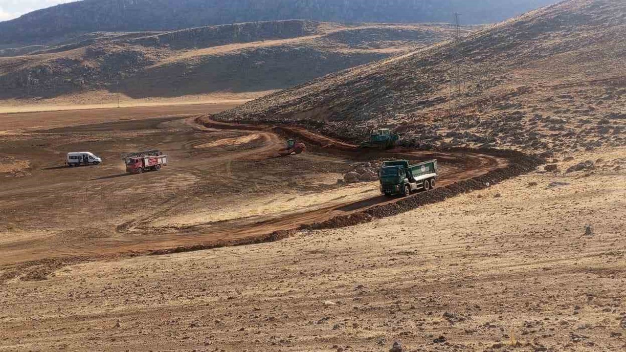 Pervari’deki Zirin Gölü doğal yaşamına kavuşuyor
