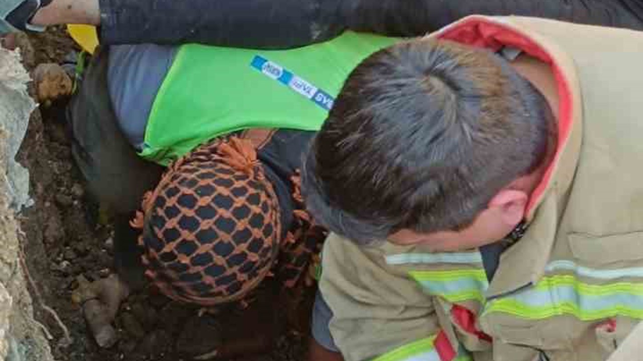 Şantiye alanında yaşanan göçükte mahsur kalan işçi kurtarıldı
