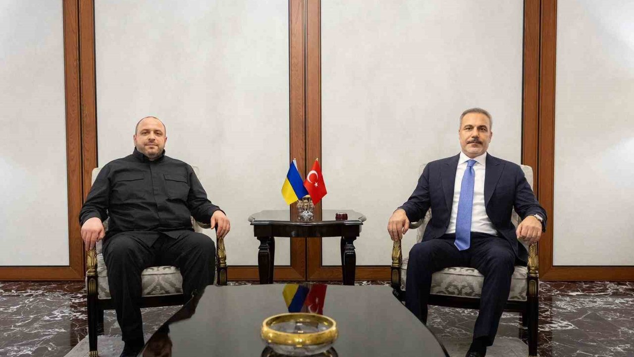 Bakan Fidan, Ukrayna Milli Güvenlik ve Savunma Konseyi Sekreteri ile bir araya geldi
