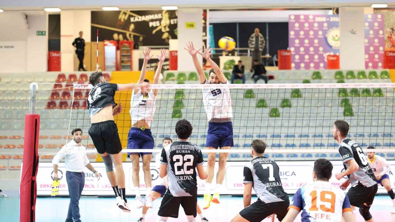 Osmangazi Belediyespor iyi mücadele ettiği karşılaşmayı 3-1 kaybetti
