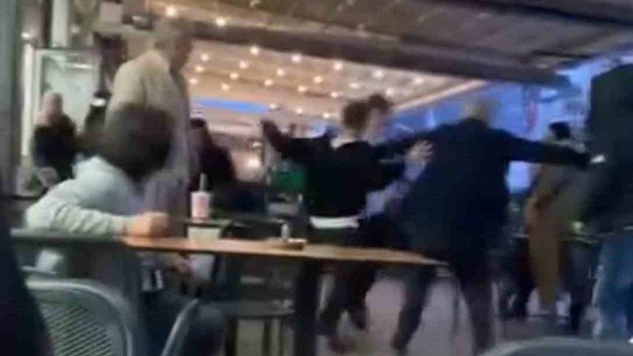 Bursa’da gençlerin meydan muhaberesi kamerada
