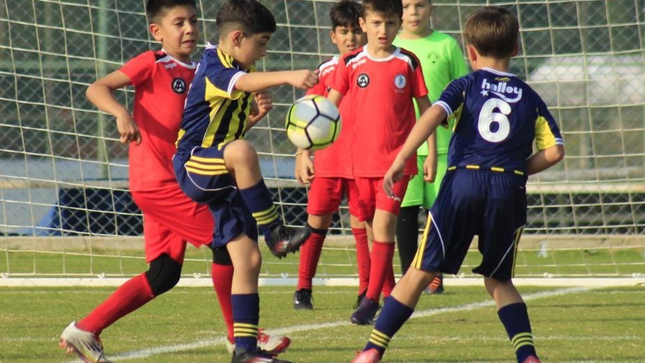 Fenerbahçe’yi eleyen Denizlili gençler dikkat çekti
