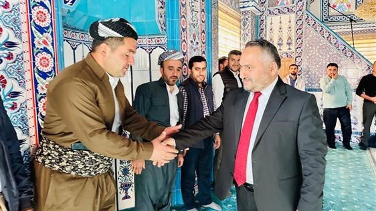 Müftü Okuş, Derecik ilçesinde temaslarda bulundu
