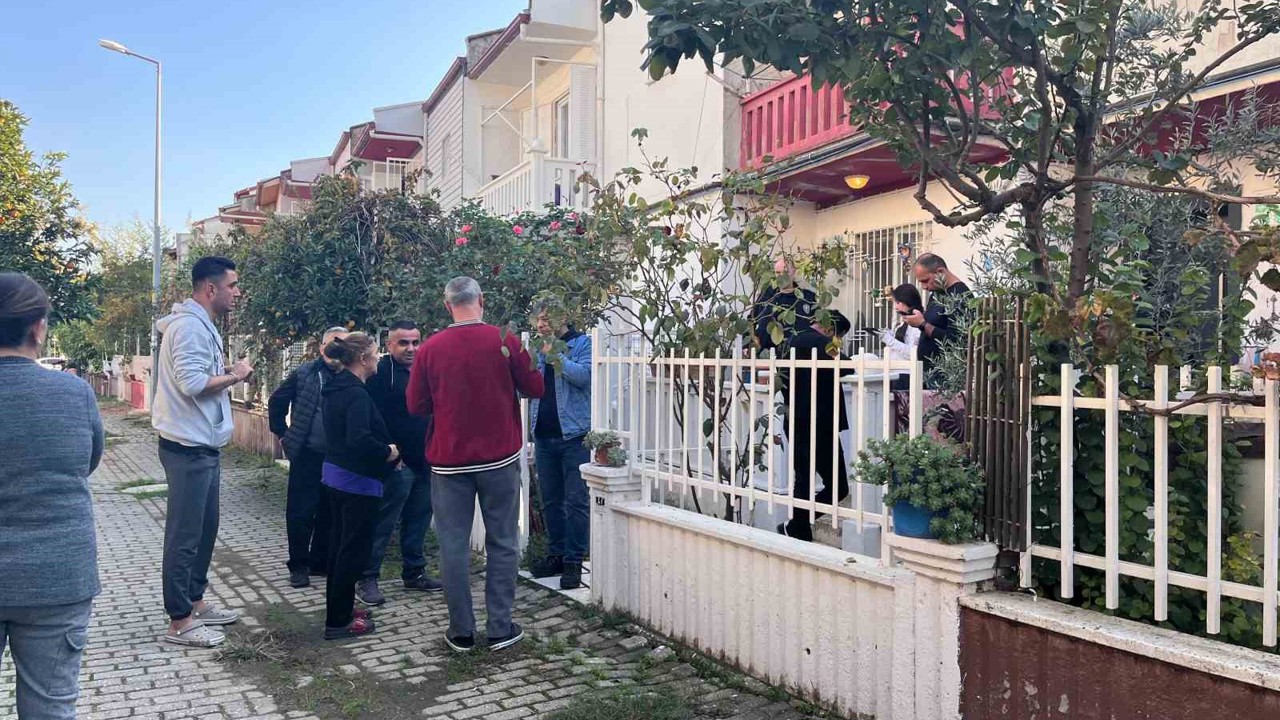 Merdivenlerden düşen adam hayatını kaybetti
