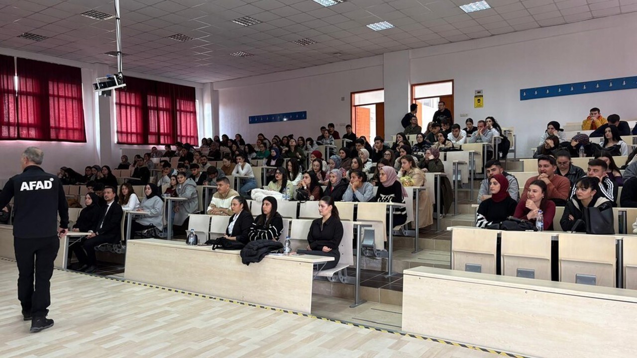 Hisarcık MYO’da afet farkındalık ve bina tahliye eğitimi
