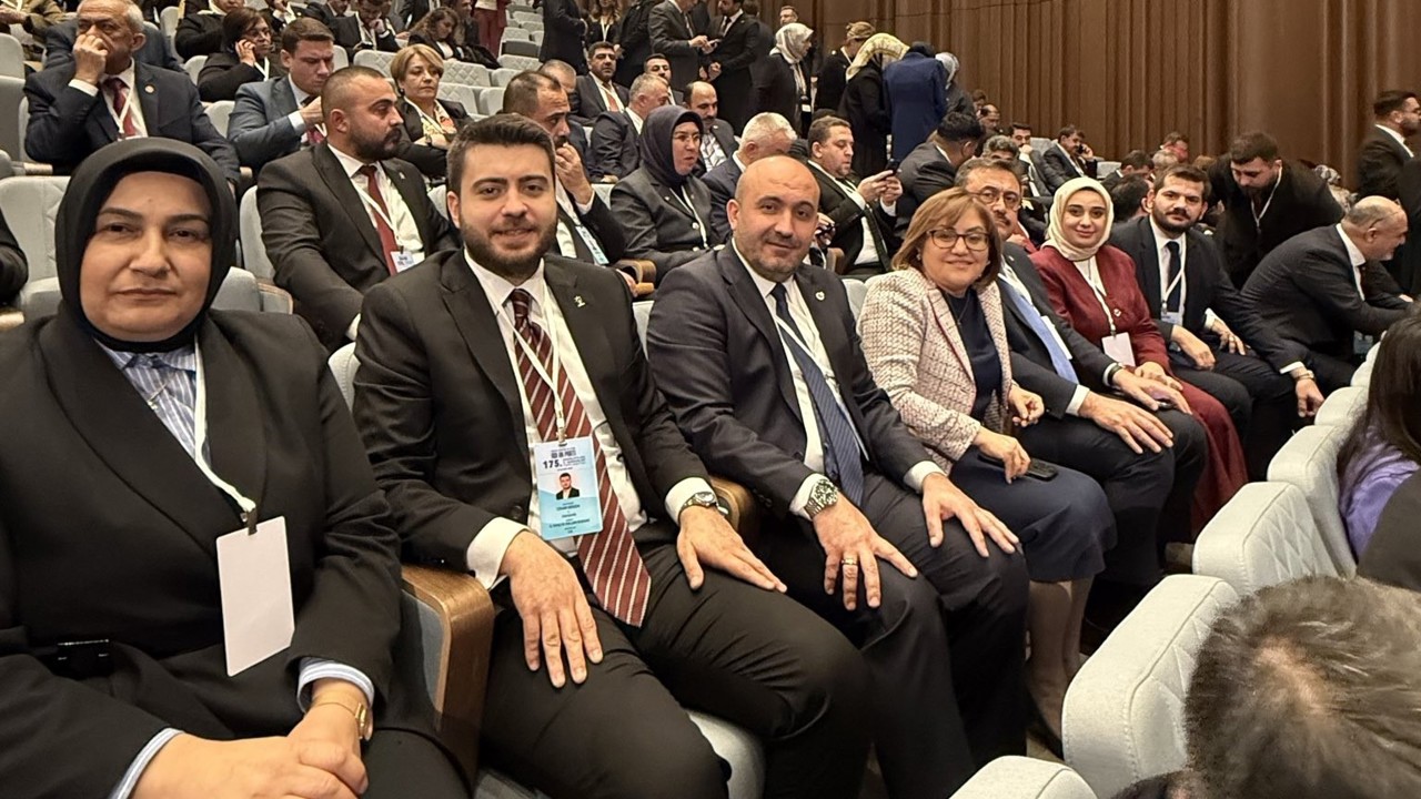 AK Parti Eskişehir Teşkilatı, 175. Genişletilmiş İl Başkanları Toplantısı’na katıldı
