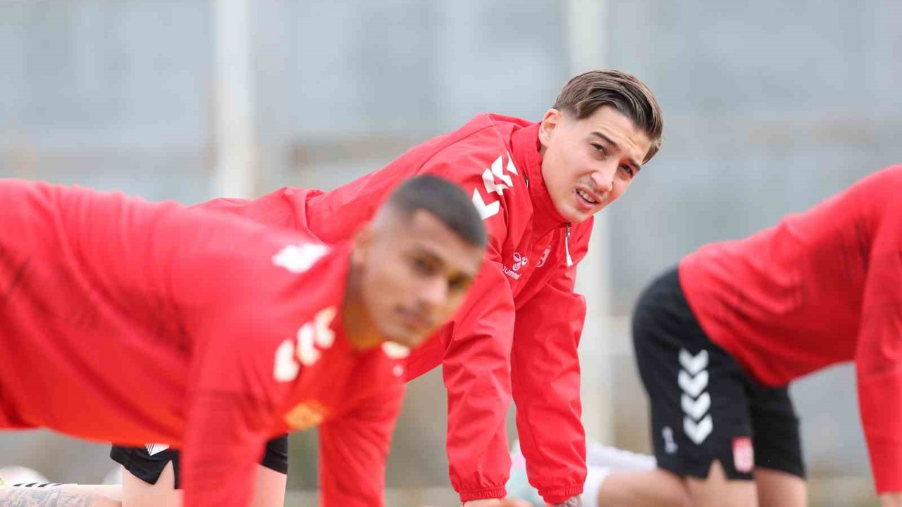 Sivasspor’da, Esenler Erokspor maçı hazırlıkları sürüyor
