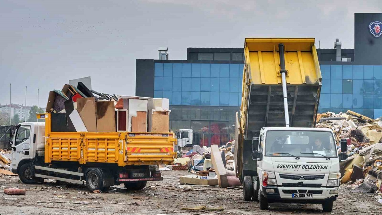 Esenyurt’ta kullanılmış ev eşyaları doğaya zarar vermeden bertaraf ediliyor

