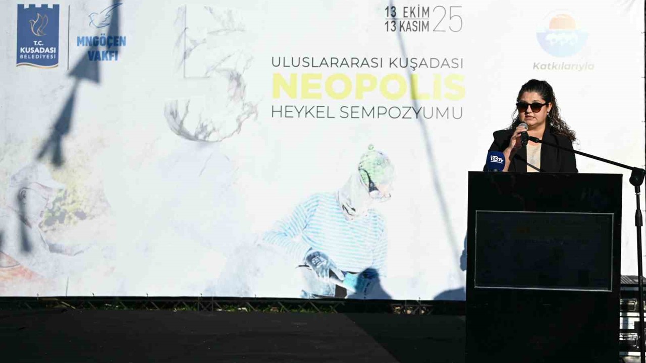 Kuşadası’nda mermer bloklar adalet temasıyla yontuldu
