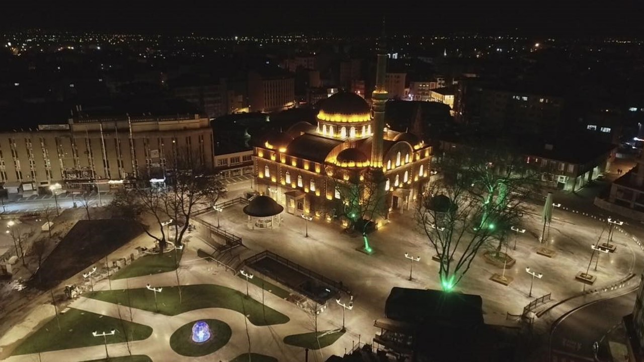 Balıkesir’de gündem: ’Zağnos Paşa mı, İsmet Paşa mı
